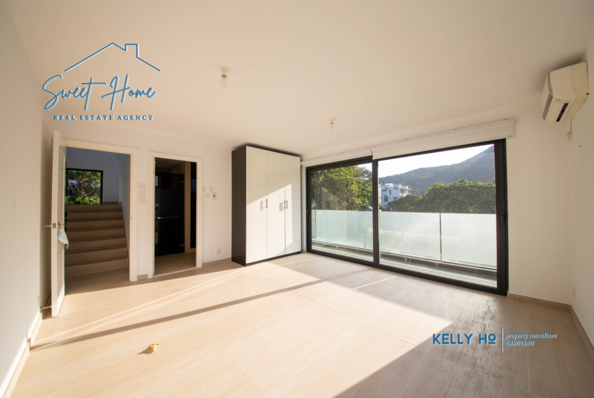 Clearwater Bay Village House Sai Kung Property Lobster Bay 西貢清水灣龍蝦灣村屋