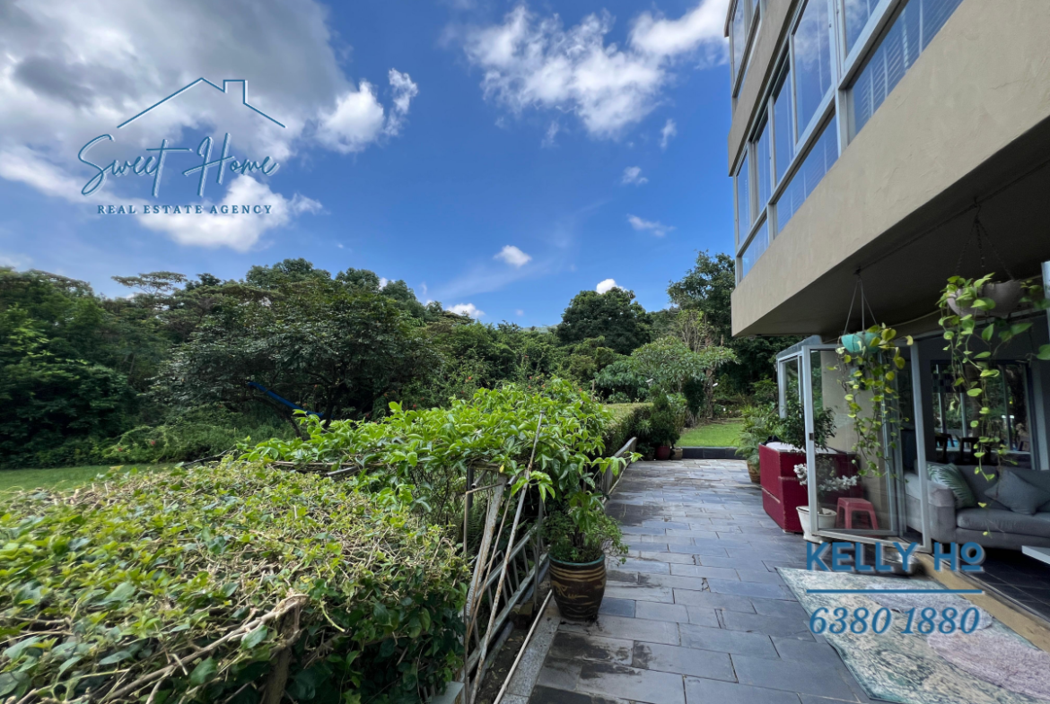 Yung Shue O Standalone Village House with Huge Garden in Sai Kung