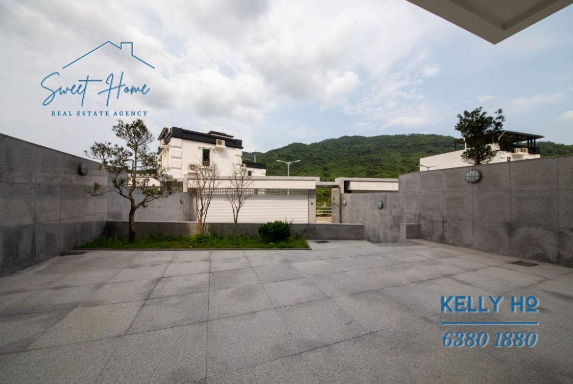 Brand New House with indeed garden in Sai Kung Hong Kong